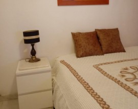 Quarto so para senhoras 5 minutos estacao Amadora