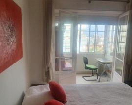 Quarto av EUA Roma muita luz e Central marquise escritorio