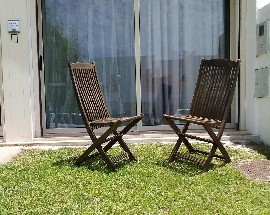 Quarto independente com wc privativo e cozinha Moncarapacho