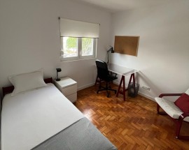 Quartos para arrendar Lisboa Olivais perto do metro
