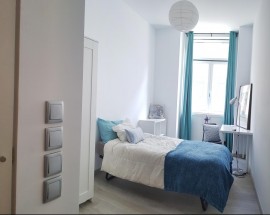 July in Lisbon room with private wc in Baixa