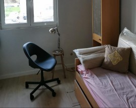 Arrendo quartos de apartamento remodelado em Oeiras Nova SBE