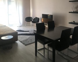 Arrendo quartos para estudantes rapariga em Faro