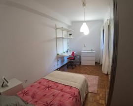 Arrendo quarto mobilado em casa de familia em Braga