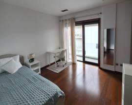 Arrendo quartos Vila Real Shopping