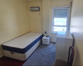 Quarto em Carnide Lisboa