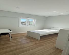 Alugo quarto individual em Gaia rua da Alema