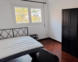 Quartos para rapazes a 2min do ISEC despesas incluidas