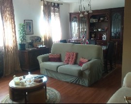 Quartos em apartamento T3 em Cascais Alcabideche