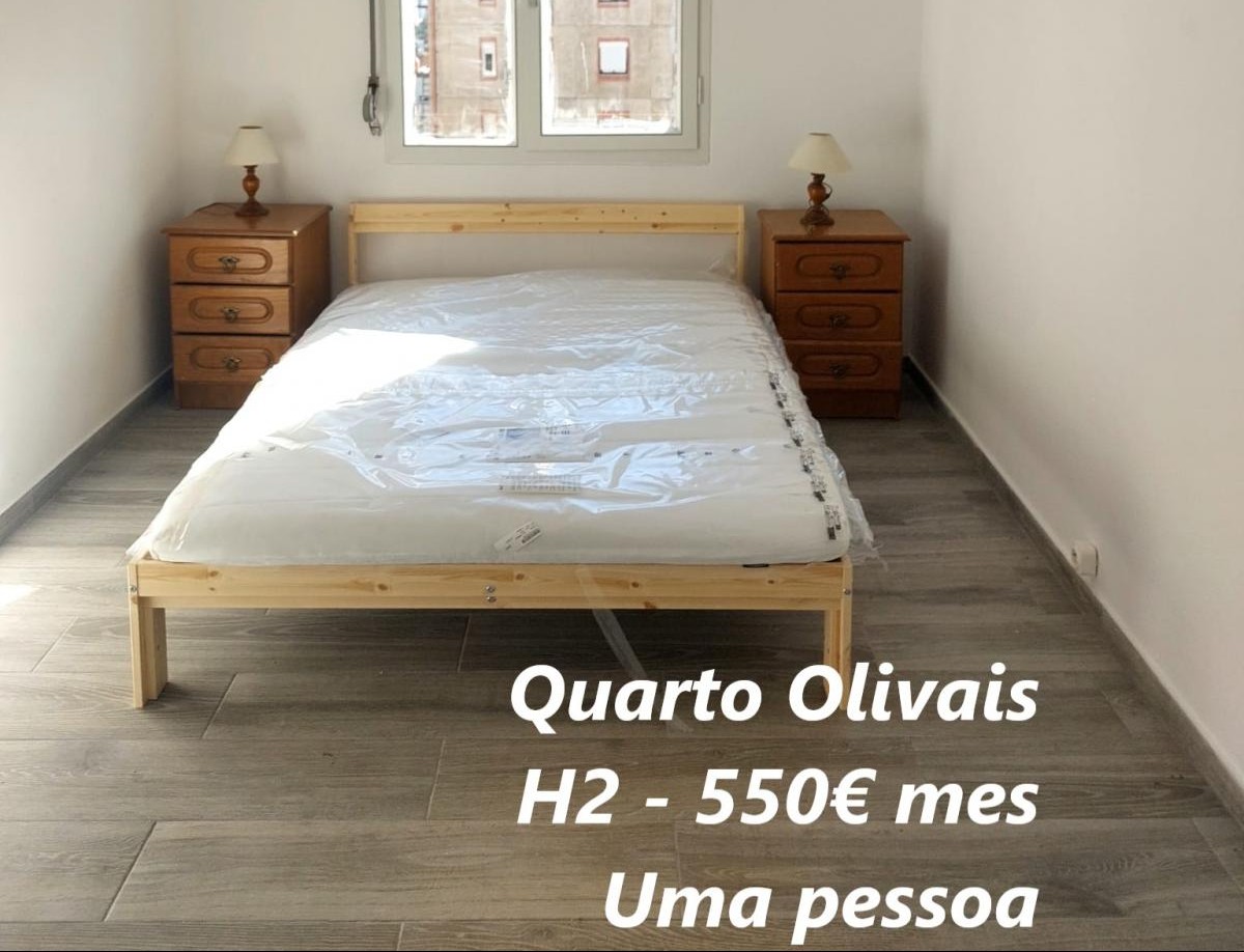 Foto de Book And Room